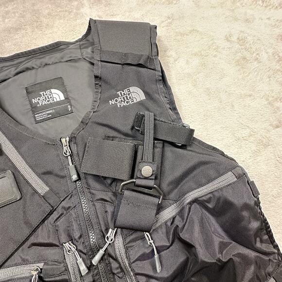 The North Face Black and Gray Tactical Vest - Picture 5 of 16